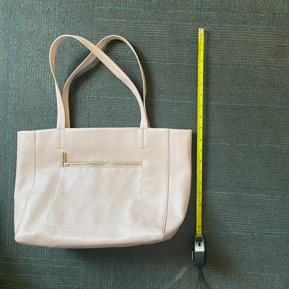 Pink Purse w/ Zipper Enclosures- Perfect for SPRING! 🌷 - Picture 8 of 8